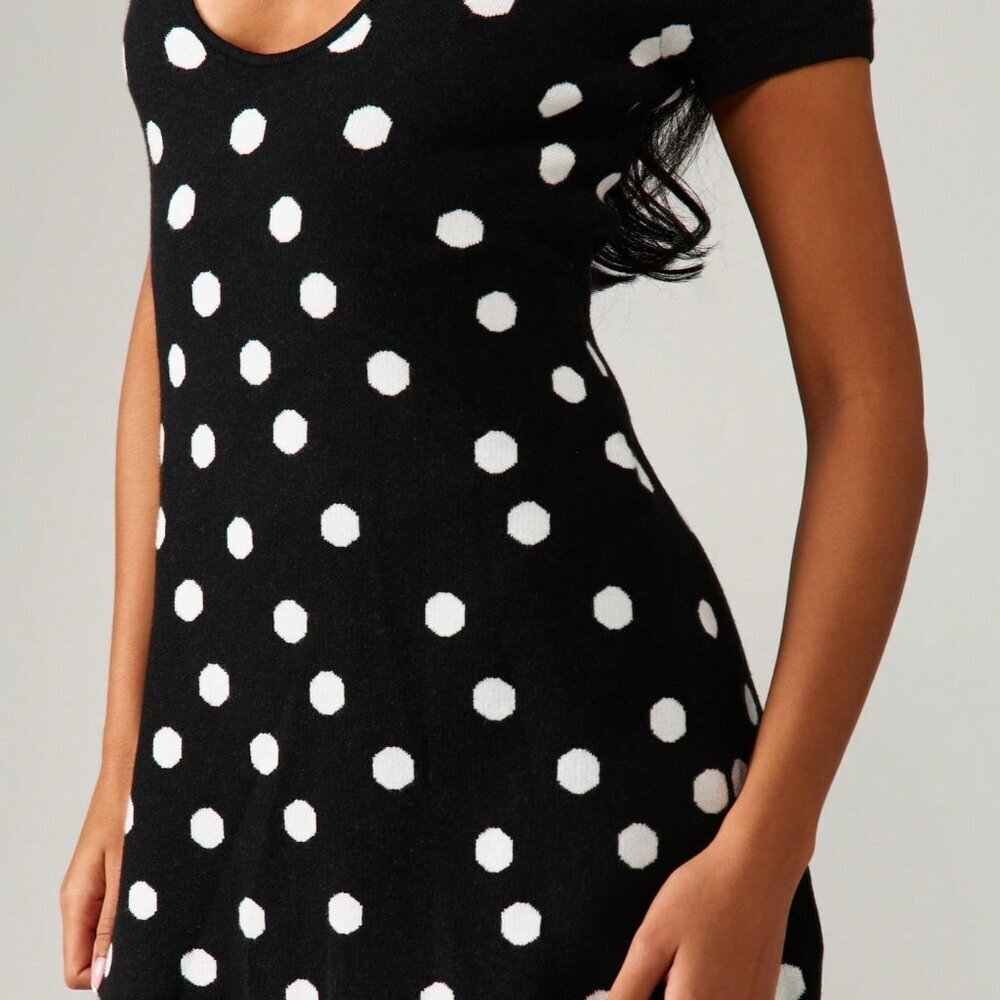 Black And White Polka Dot Casual Women's Mini Dress - Picture 5 of 6